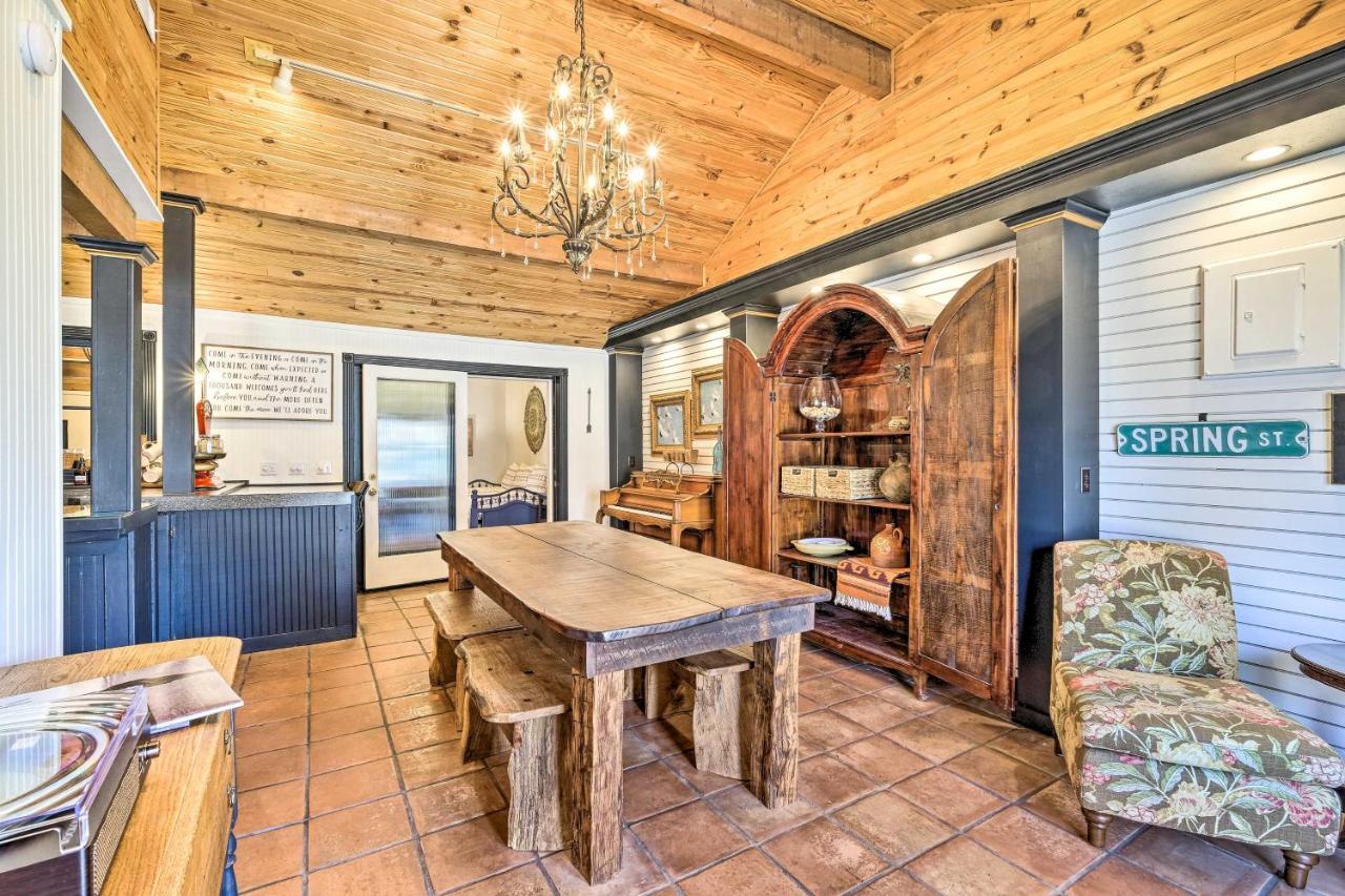 Eclectic Osage Cottage In Historic District Eureka Springs Bagian luar foto